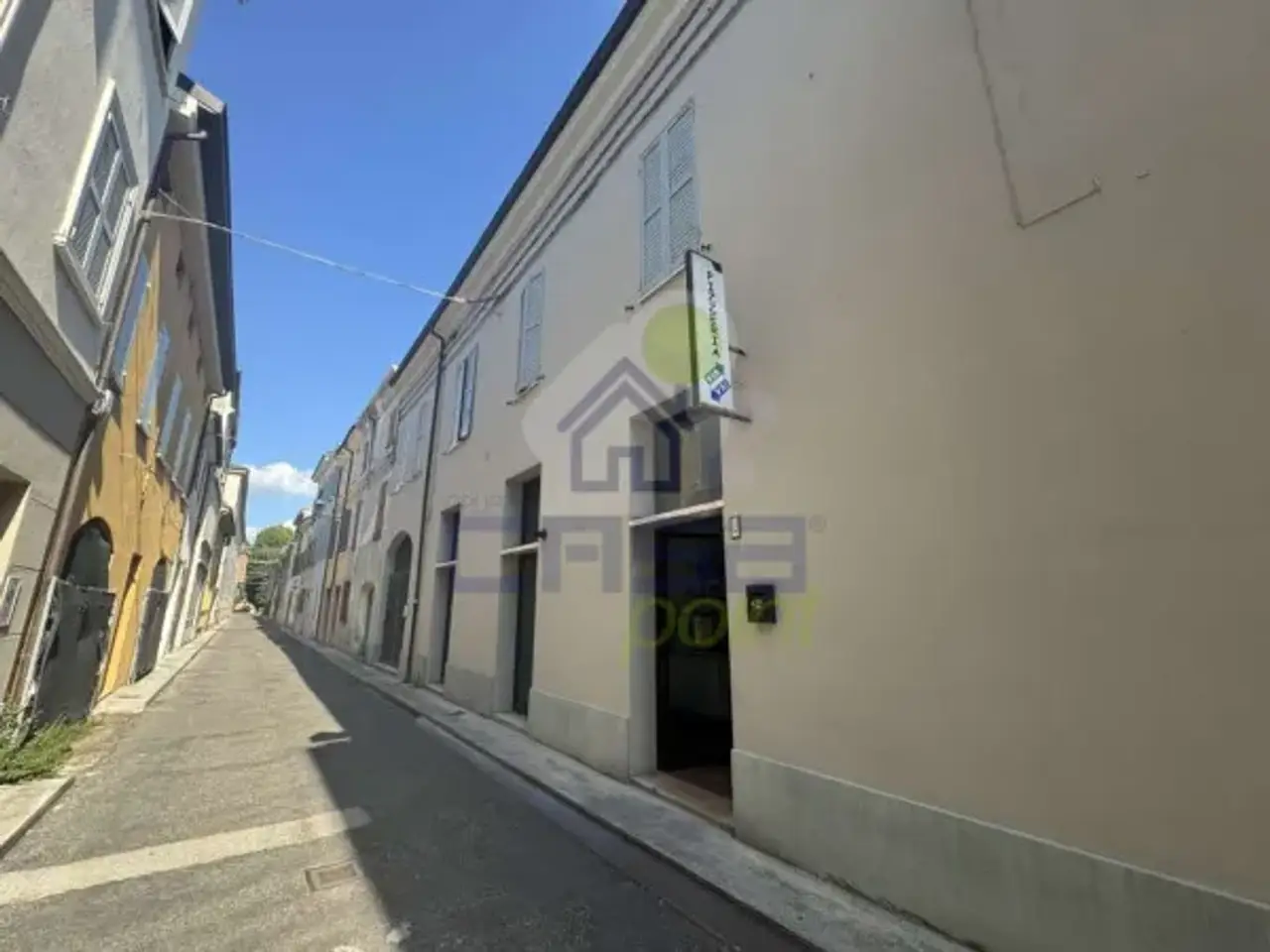 Negozio in Via Mentana 2, Guastalla, {3} - Foto 2