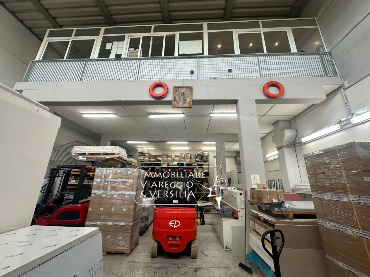 Magazzino in Via Scirocco, Viareggio, {3} - Foto 2