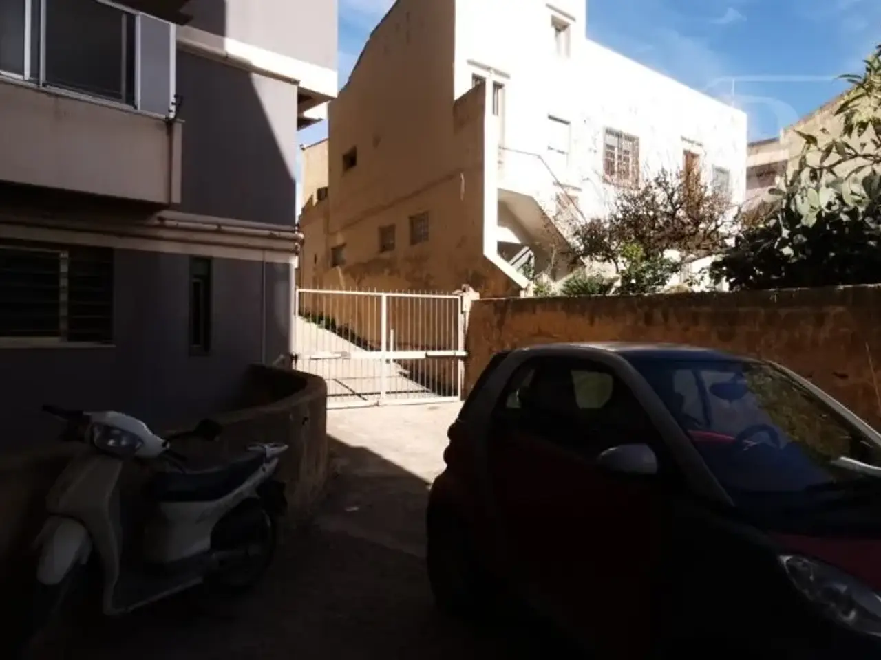 Esercizio commerciale in 
Via del Fante									, 
Marsala									, Marsala, {3} - Foto 1