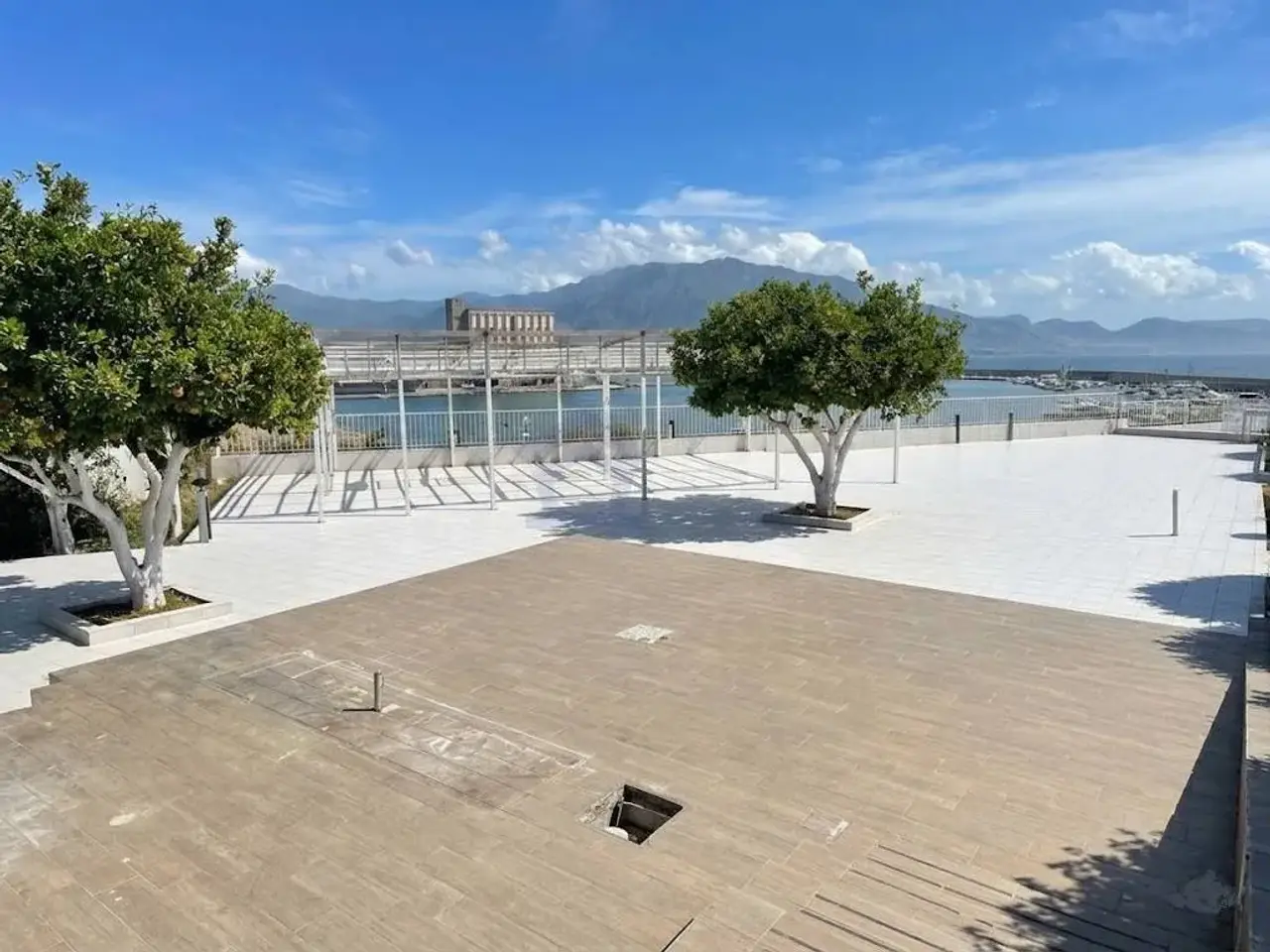 Negozio in Corso Vittorio Emanuele III 429, Torre Annunziata, {3} - Foto 2