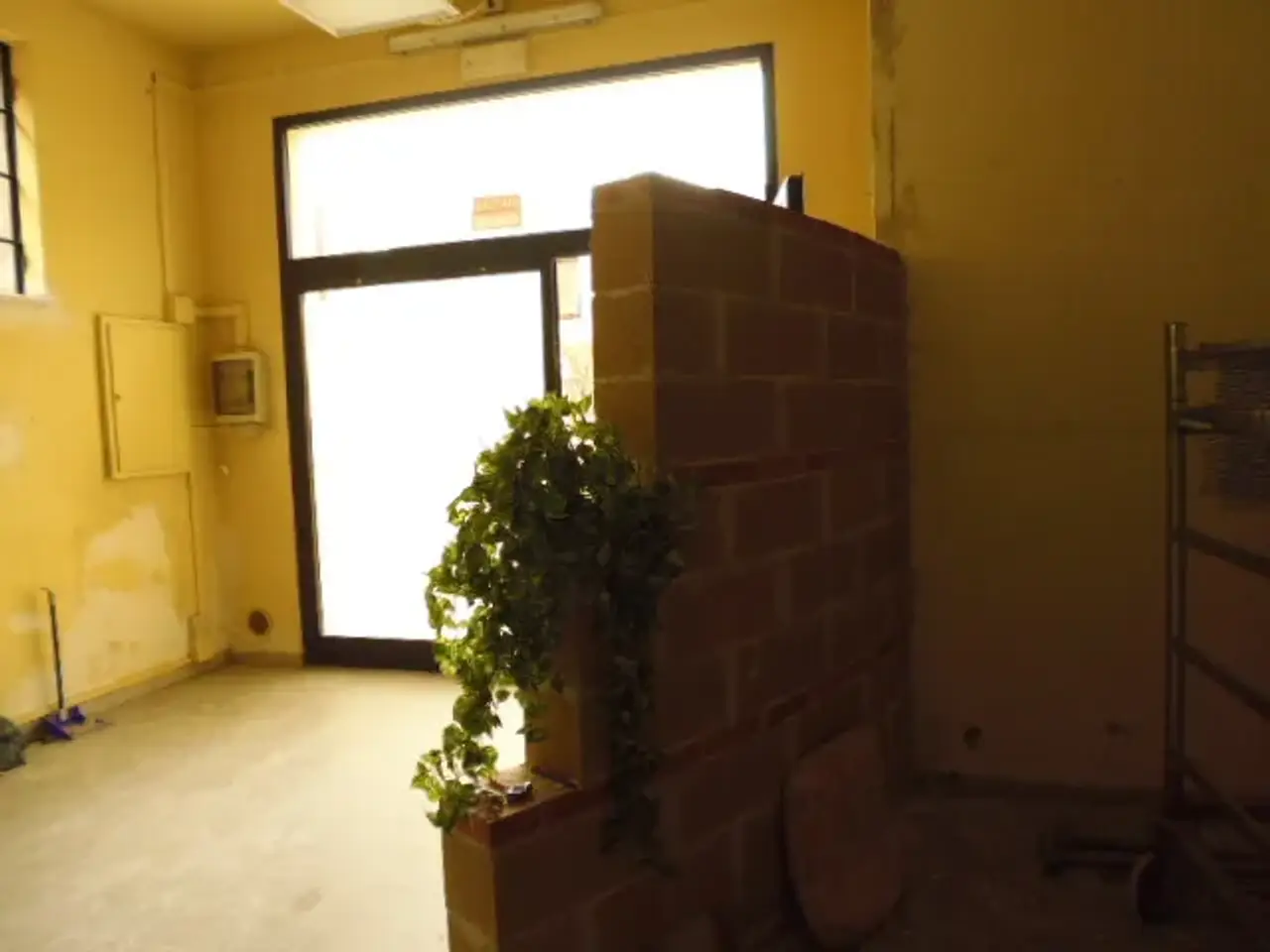Esercizio commerciale in Via Tosco Romagnola 153, Cascina, {3} - Foto 1