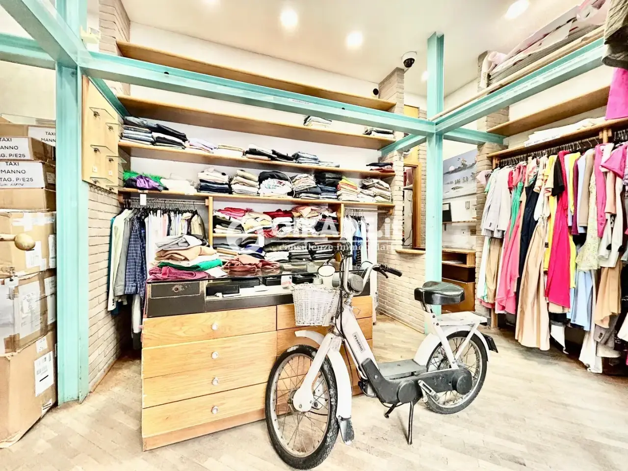 Negozio in Via Francesco Cocco Ortu 7, Cagliari, {3} - Foto 1