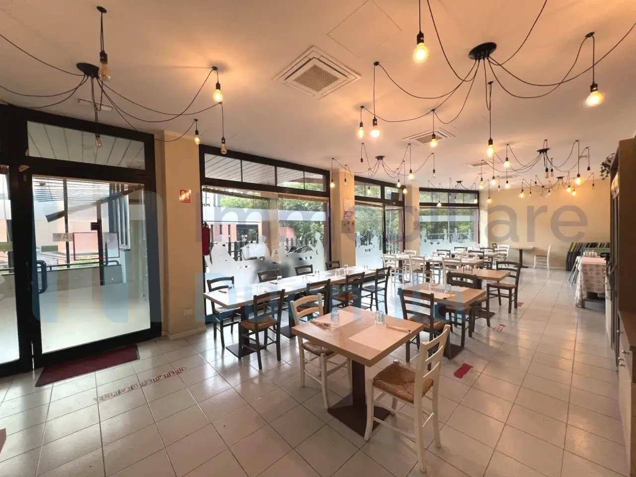 Palazzina commerciale in , Casalecchio Di Reno, {3} - Foto 1