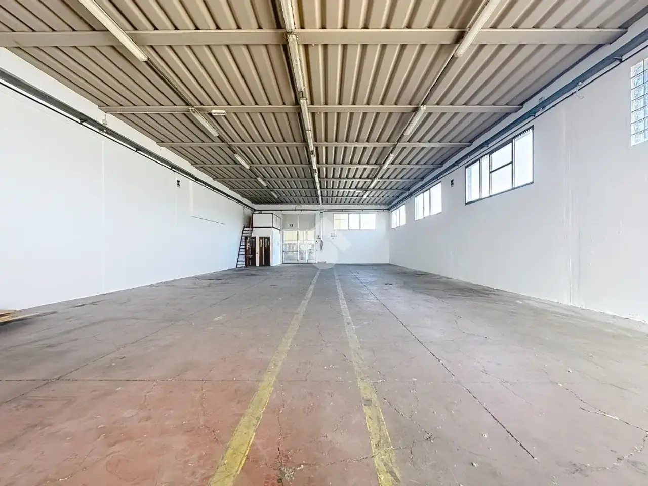 Capannone in Via Sant' Andrea 24, Santa Croce sull'Arno, {3} - Foto 1