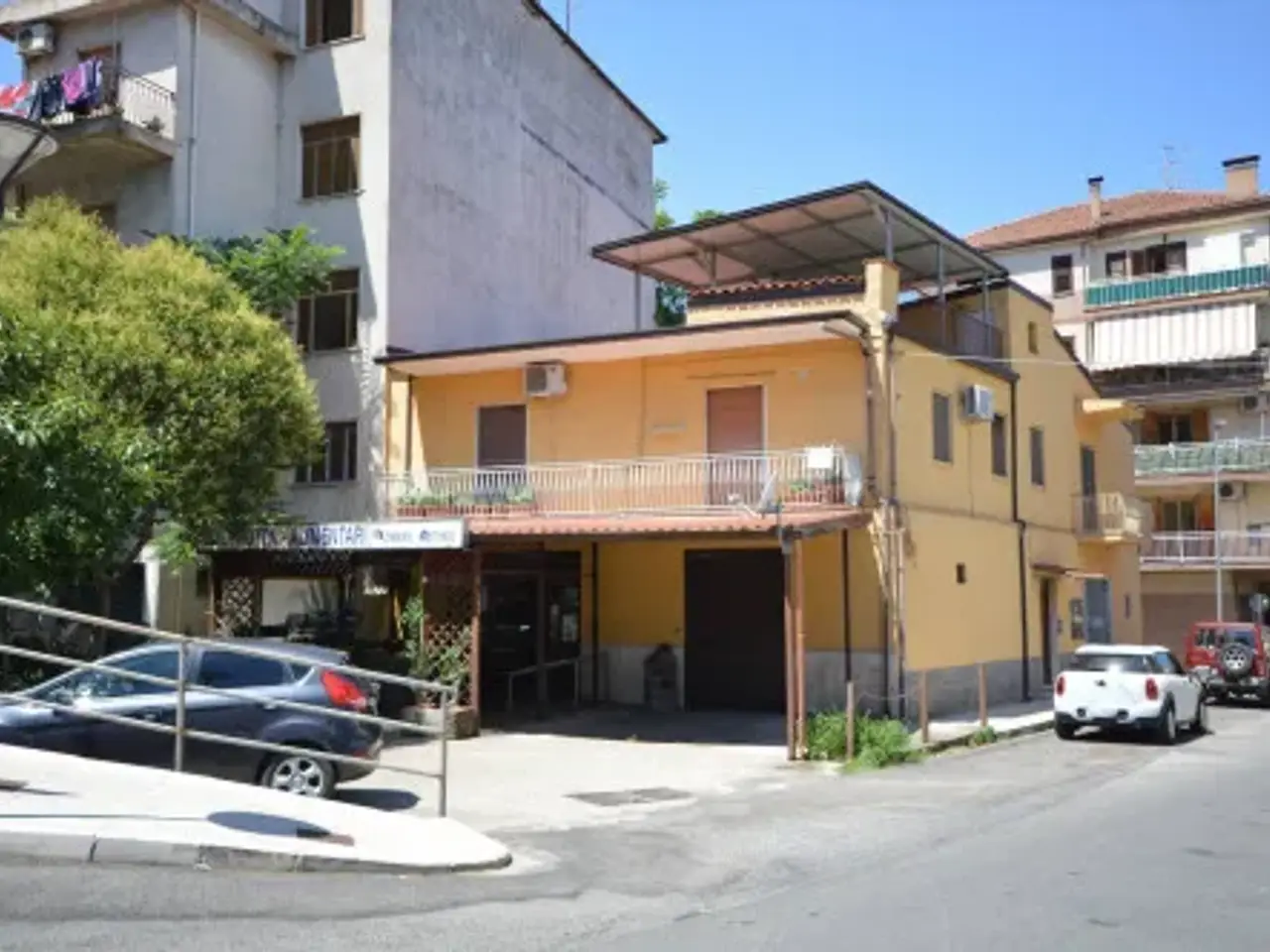 Locale commerciale in Corigliano-Rossano - Via Verbano, 5, Corigliano-Rossano, {3} - Foto 1