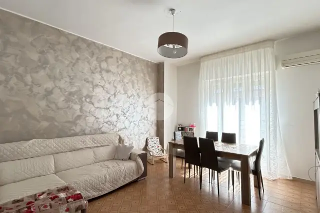 insertion image