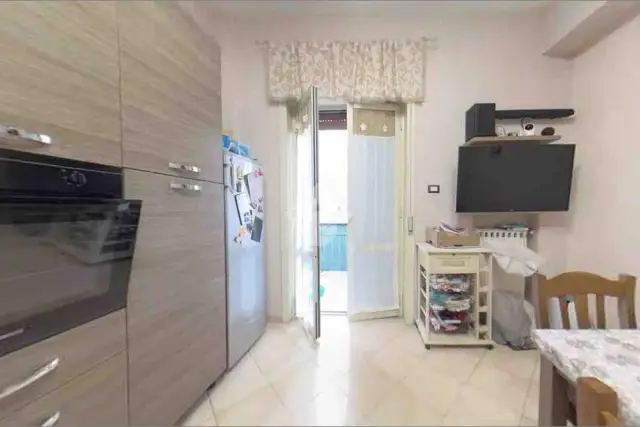 3-room flat in Via Nazionale delle Puglie 101, Casoria - Photo 1