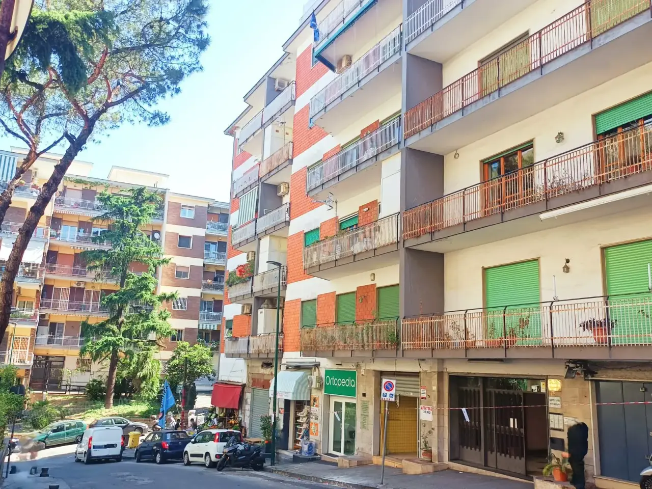 Negozio in Via San Domenico, Napoli, {3} - Foto 2