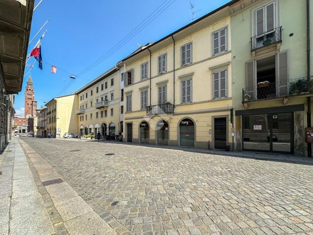 Geschäft in Corso Vittorio Emanuele II 34, Cremona - Foto 1