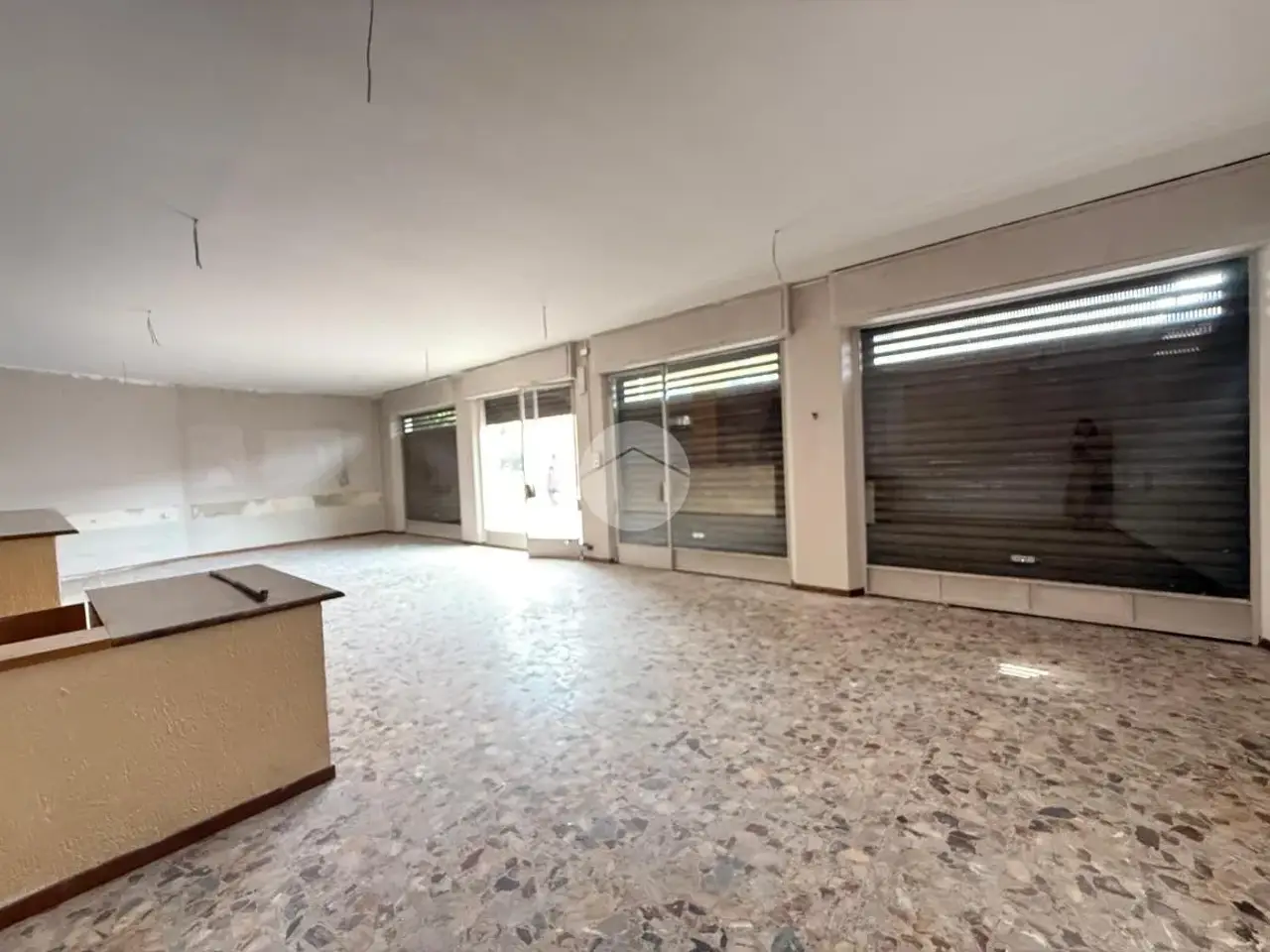 Negozio in Via Piave, Azzano San Paolo, {3} - Foto 2