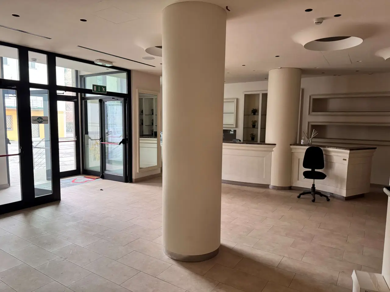 Negozio in Viale V Veneto, Forli', {3} - Foto 1
