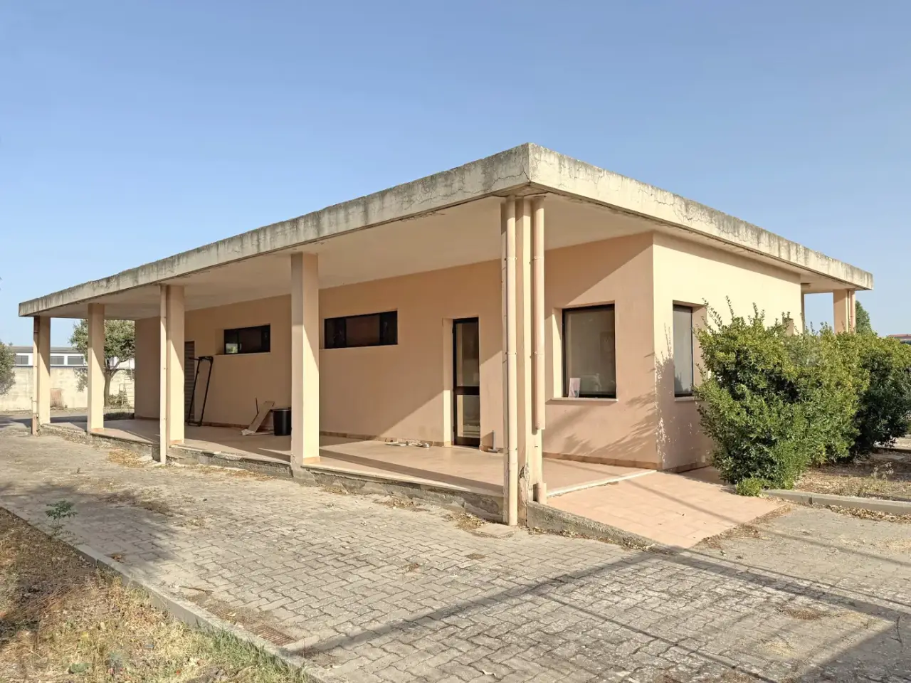 Capannone in , Sanluri, {3} - Foto 1