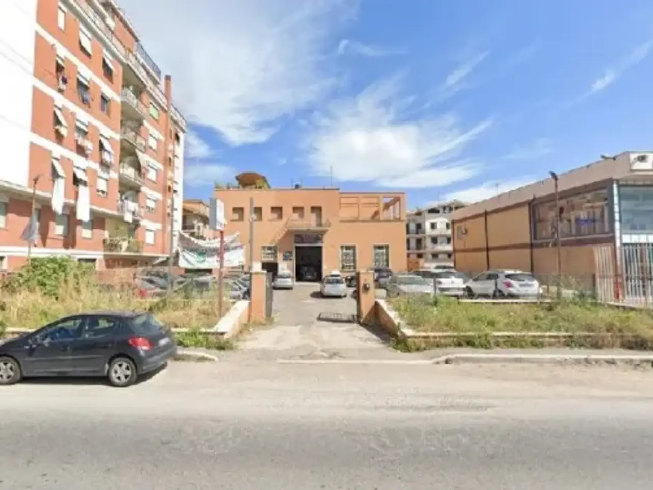 Negozio in Via Tiburtina 64, Guidonia Montecelio, {3} - Foto 1
