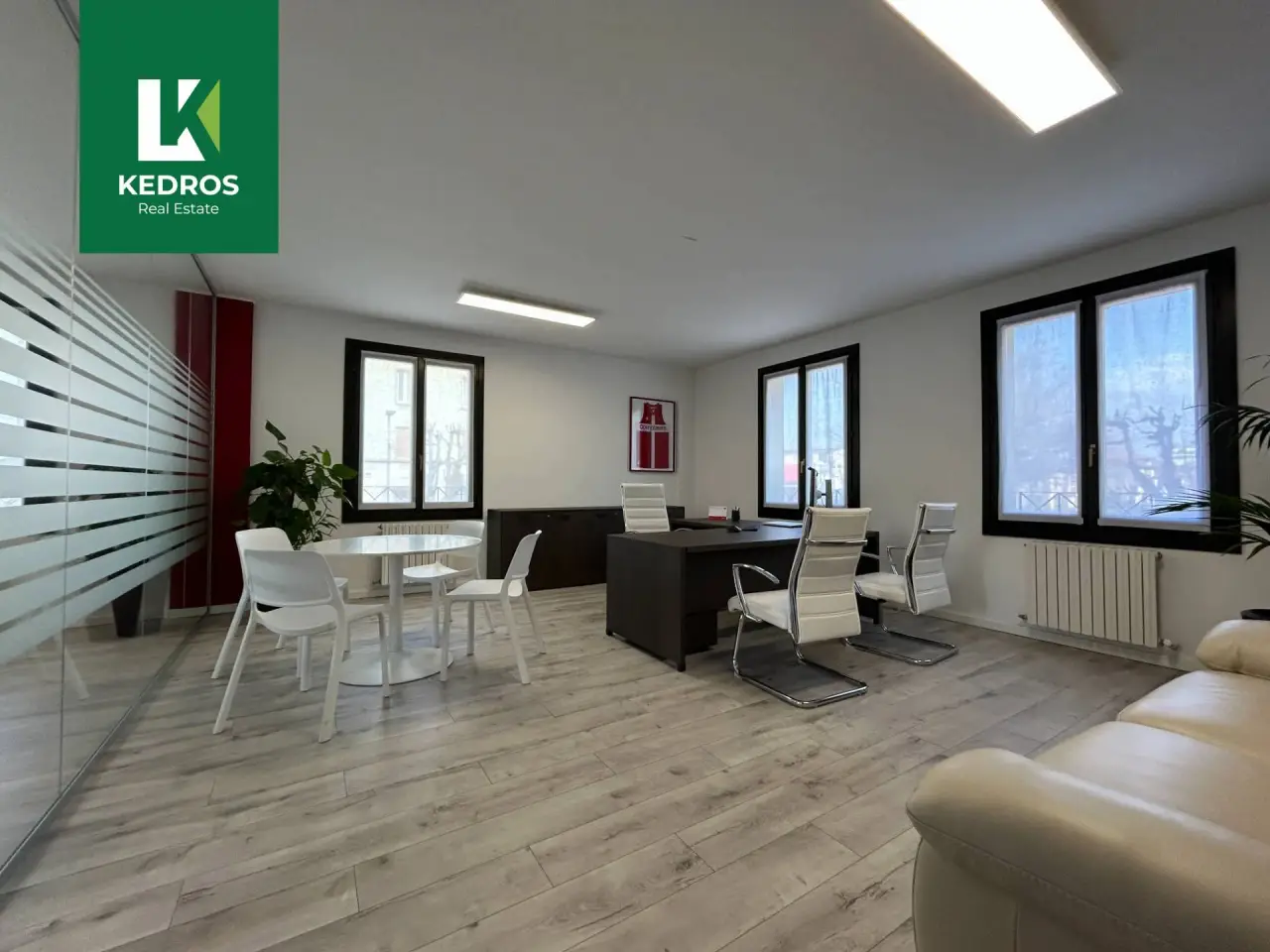 Ufficio in Viale Belforte, Varese, {3} - Foto 1
