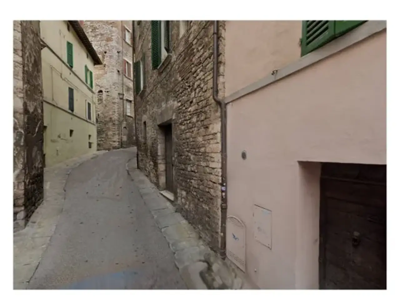 Negozio in Via della Cupa 12, Perugia, {3} - Foto 1