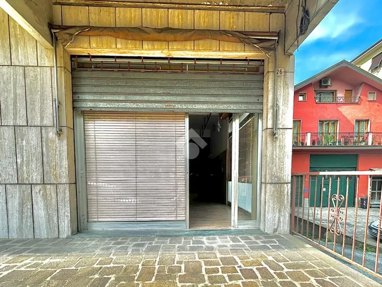 Negozio in Via Zeffirino Bertelli 26, Gavi, {3} - Foto 1