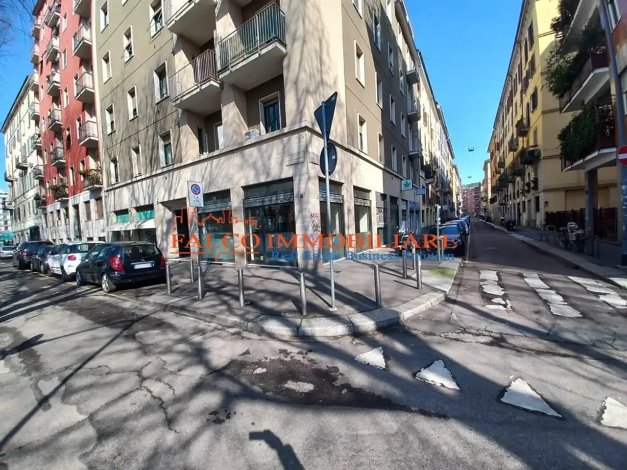 Negozio in Viale Gabriele d'Annunzio 3, Milano, {3} - Foto 2
