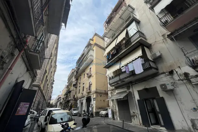 Einzimmerwohnung in Via Giacomo Savarese, Napoli - Foto 1