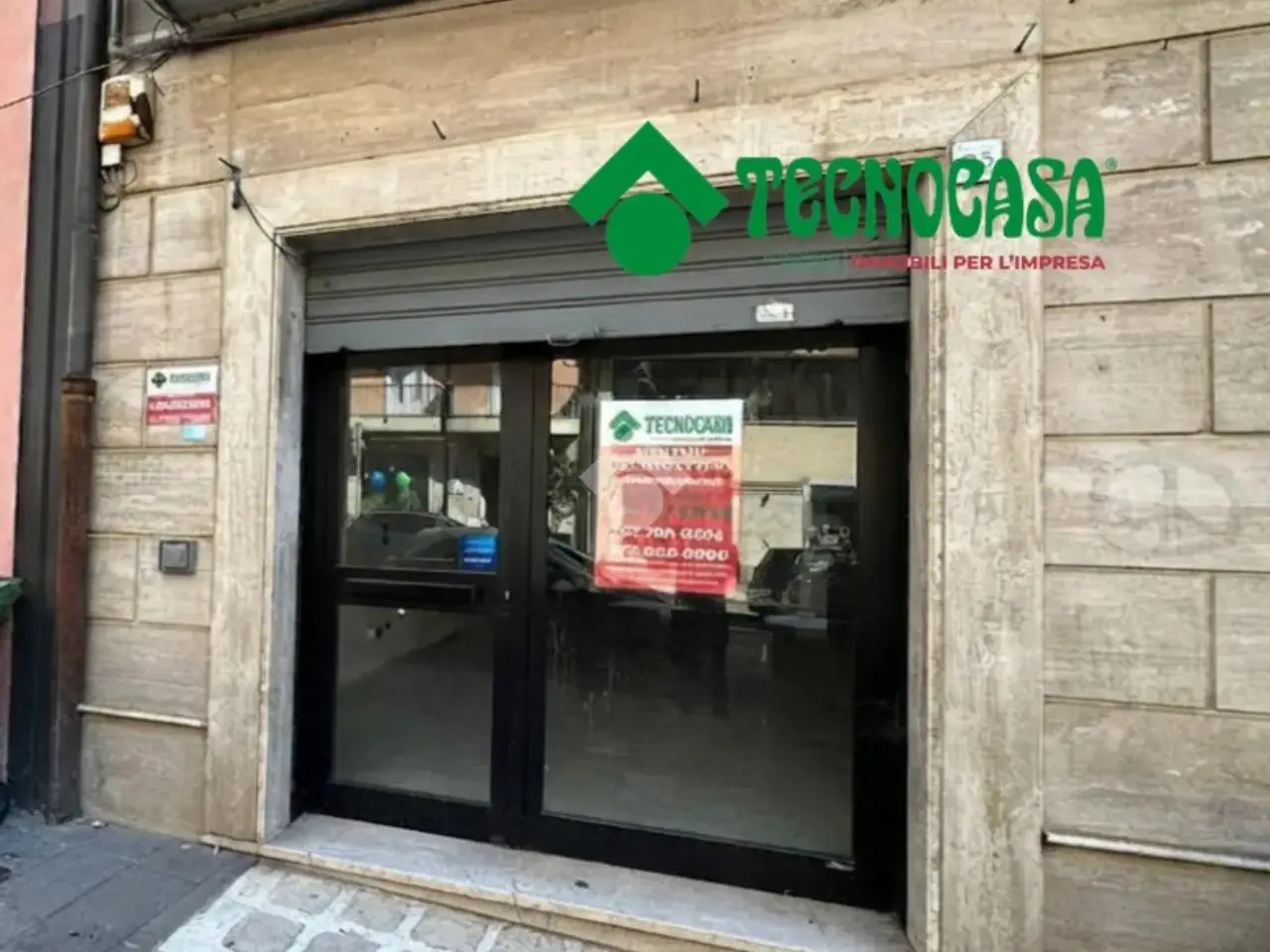 Negozio in Via dei Due Principati 23, Avellino, {3} - Foto 2
