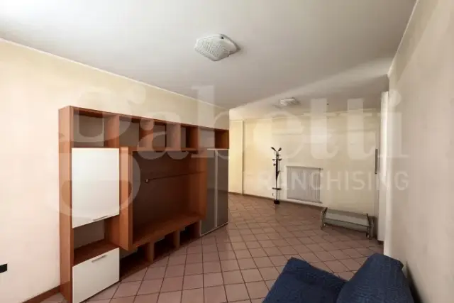 3-room flat in Via Battaglion Val Leogra 79, Schio - Photo 1