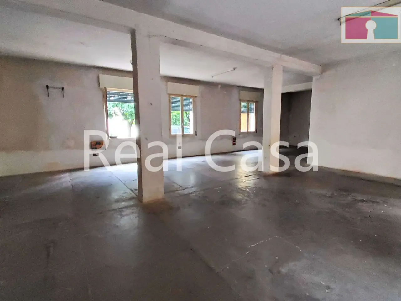 Palazzina commerciale in Via Achille Grandi, Modena, {3} - Foto 2