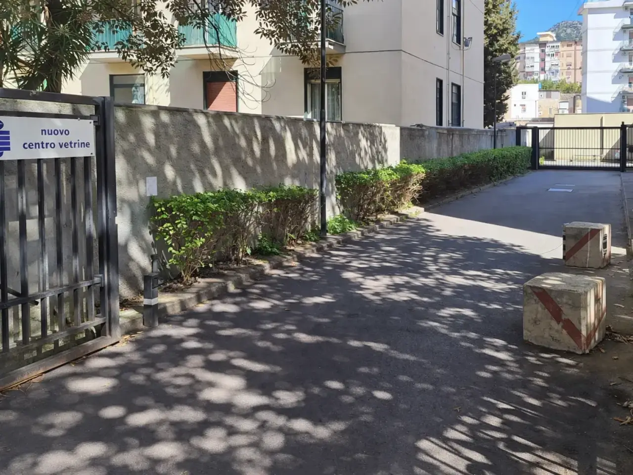 Magazzino in Viale Strasburgo, 279, Palermo, {3} - Foto 1