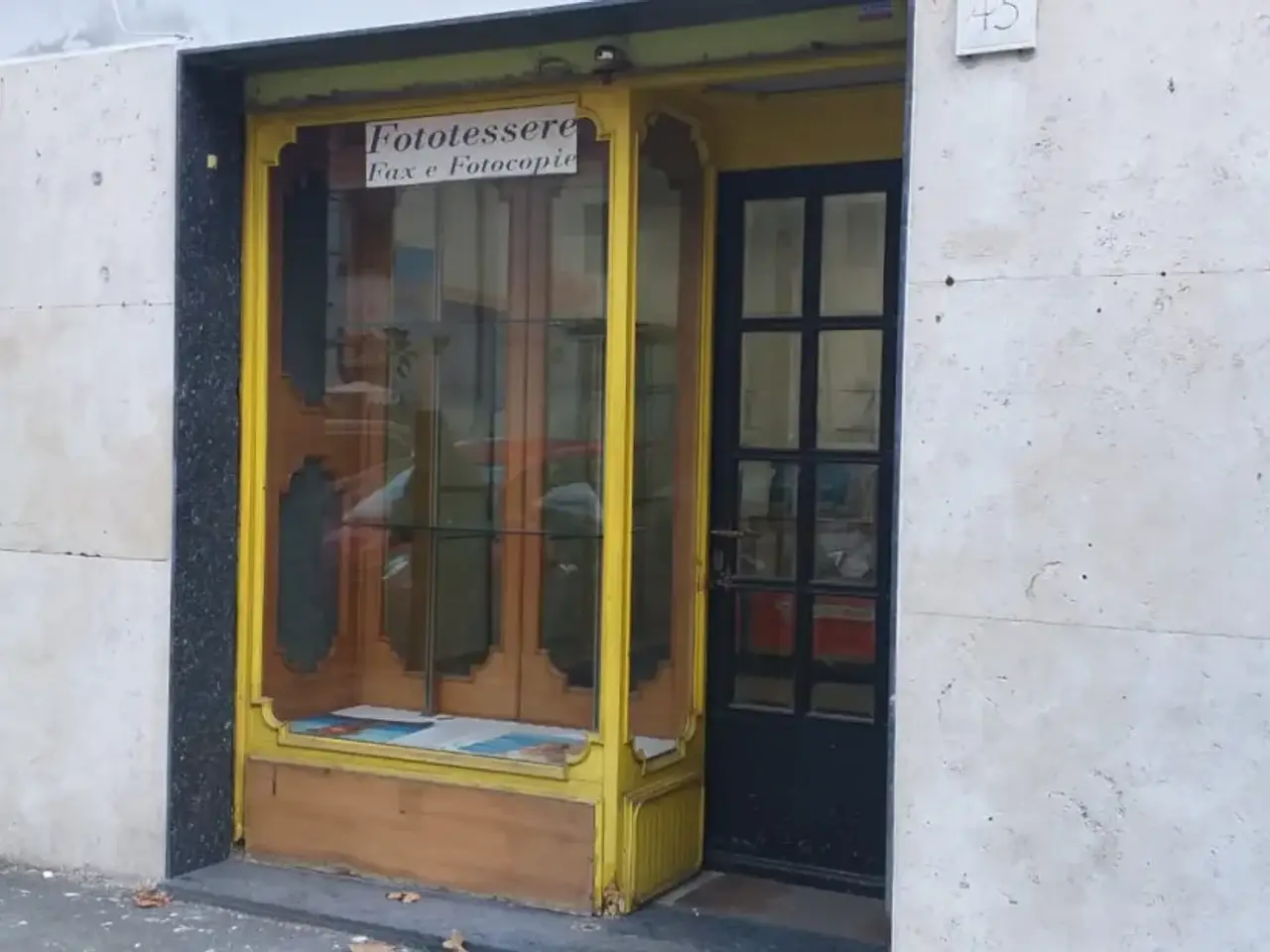 Negozio in Via Pannonia, Roma, {3} - Foto 1