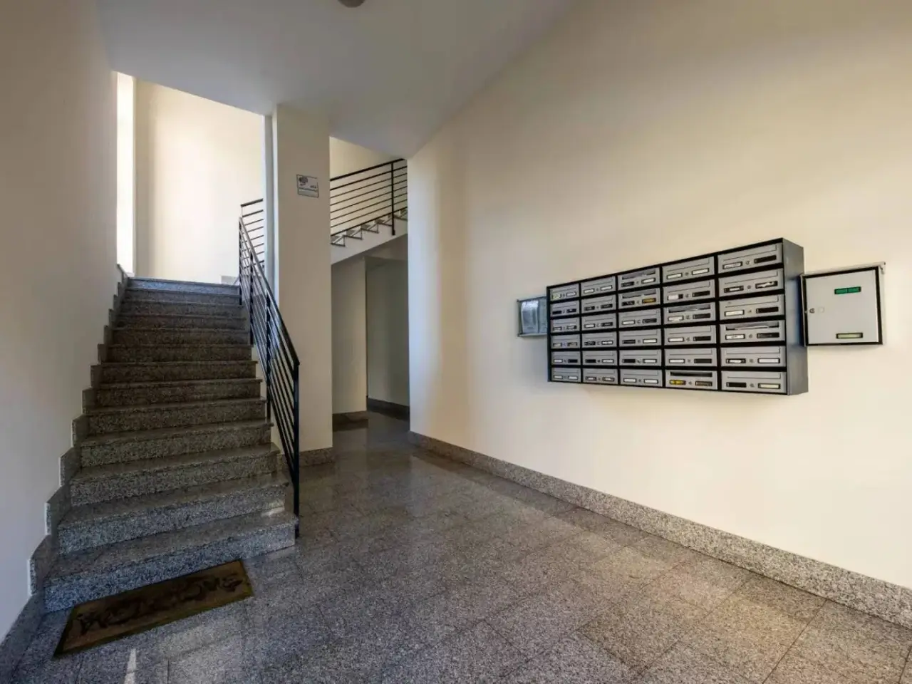Ufficio in Via Cesana, 11, Torino, {3} - Foto 2