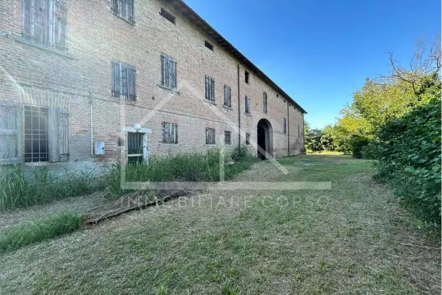 Landhaus, Correggio - Foto 1