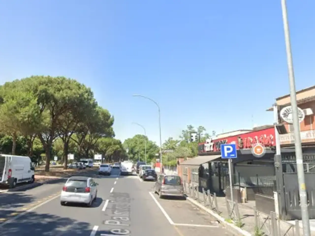 Negozio in Viale Palmiro Togliatti 670, Roma, {3} - Foto 1
