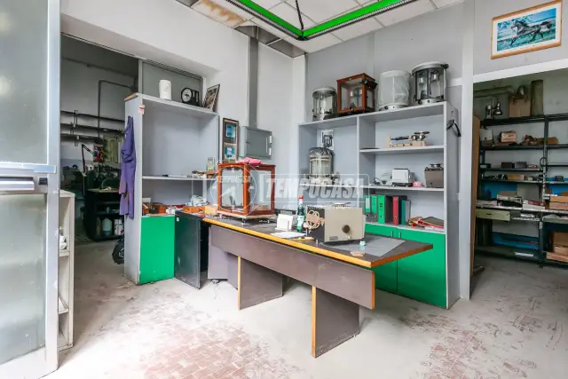 Laboratorio in vendita, Via Derganino 18, Milano - Foto 1