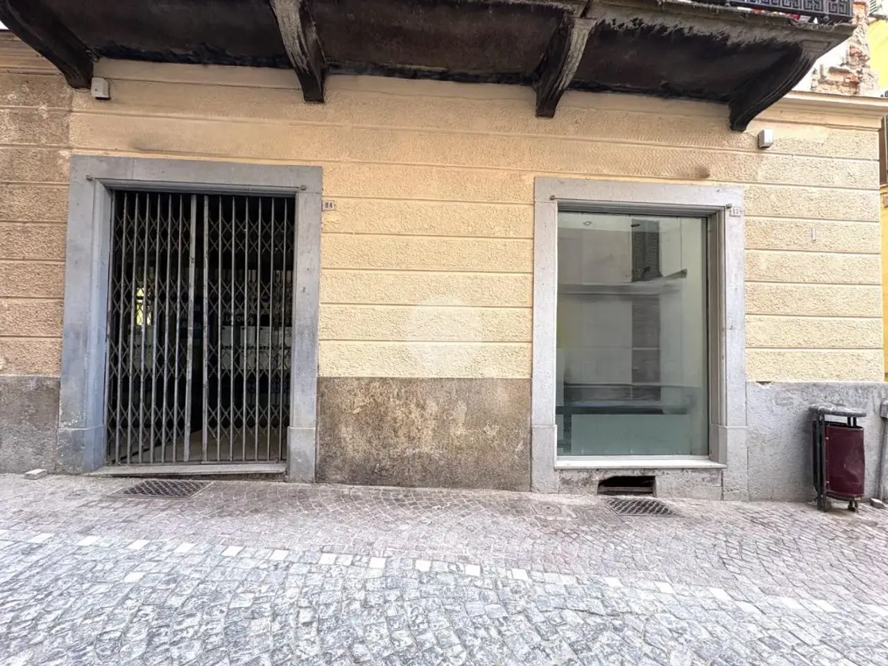 Negozio in Via Ospedale 3, Ivrea, {3} - Foto 1