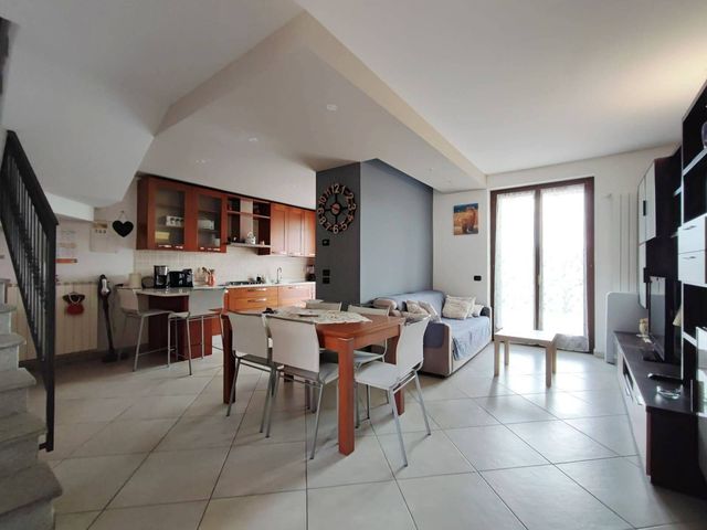 3-room flat in Via Privata Angelo Gnemmi 30, Borgo Ticino - Photo 1