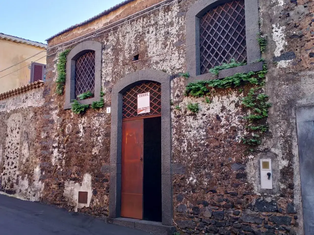 Magazzino in , Mascalucia, {3} - Foto 1