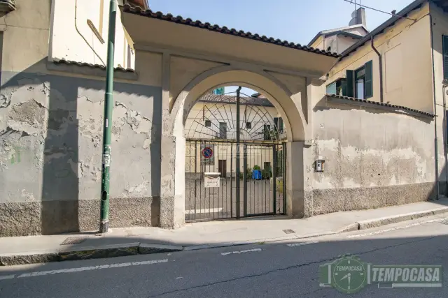 2-room flat in Via Felice Cavallotti 242, Sesto San Giovanni - Photo 1