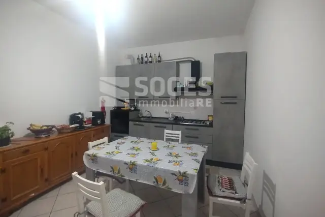 3-room flat in Piazza Francesco Bonaiuti, Dicomano - Photo 1