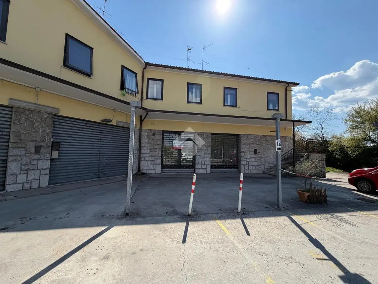 Negozio in Frazione Fernetti 14, Monrupino, {3} - Foto 1