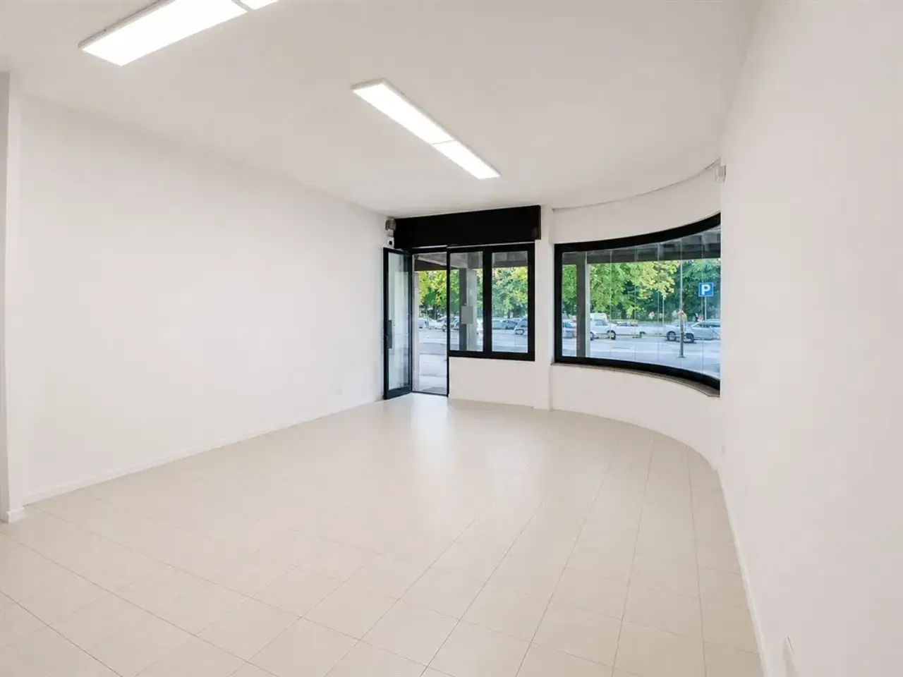 Palazzina commerciale in , Torre Boldone, {3} - Foto 1