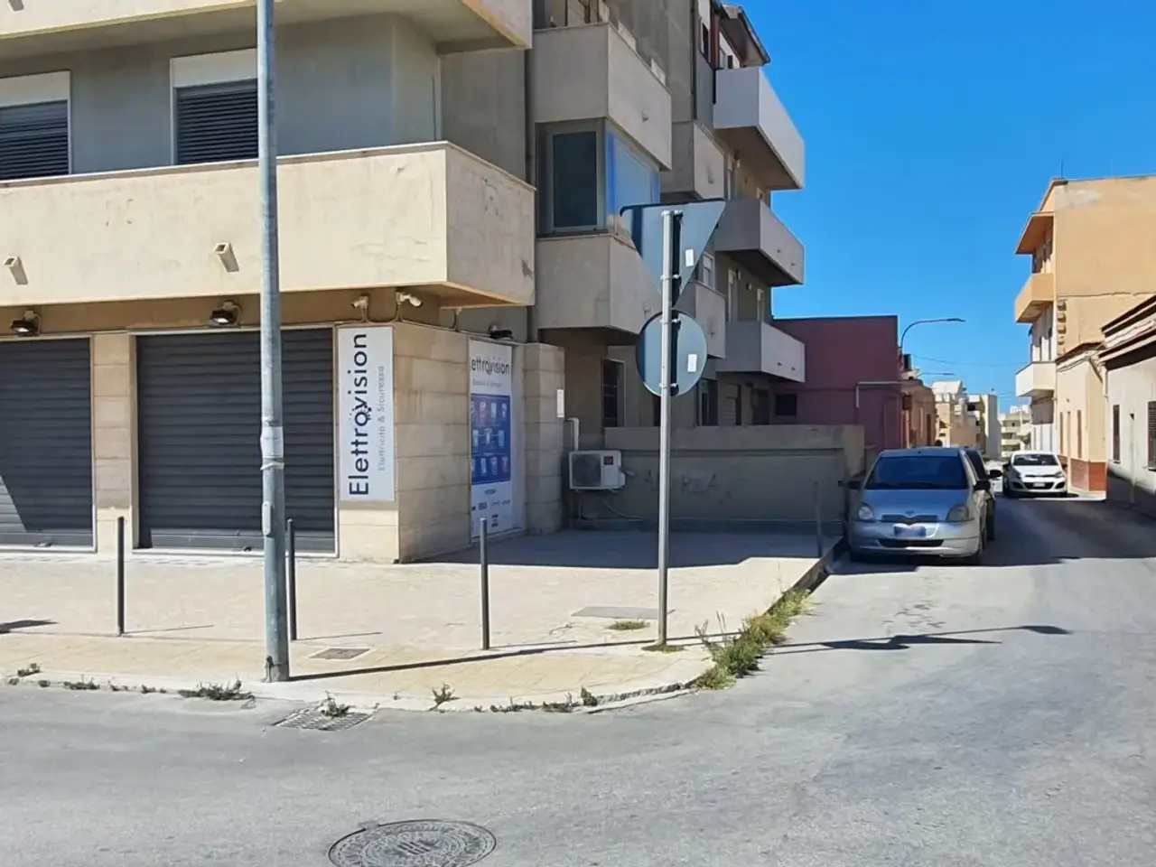 Magazzino in Via degli Atleti 61, Marsala, {3} - Foto 1