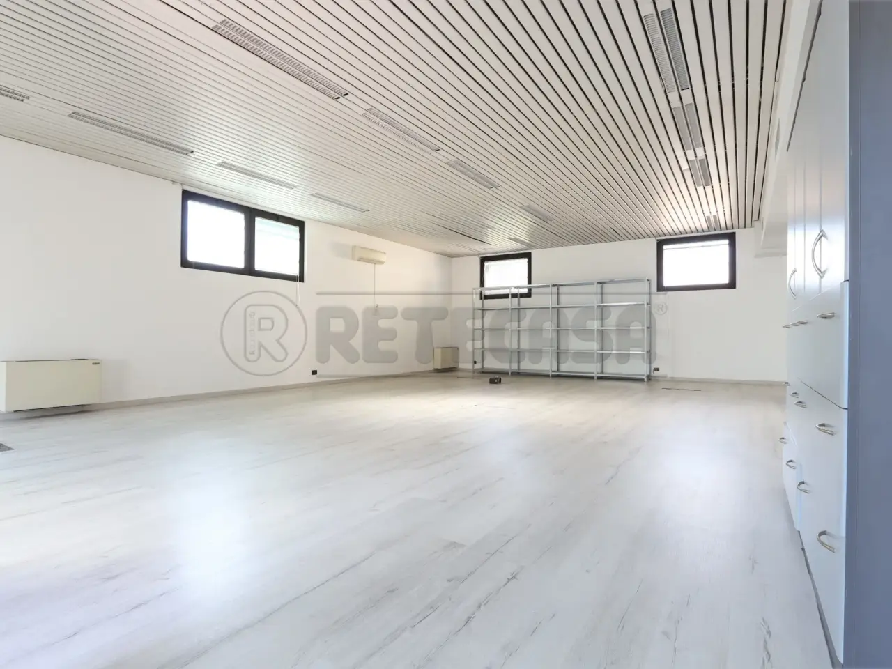 Palazzina commerciale in , Arcugnano, {3} - Foto 1