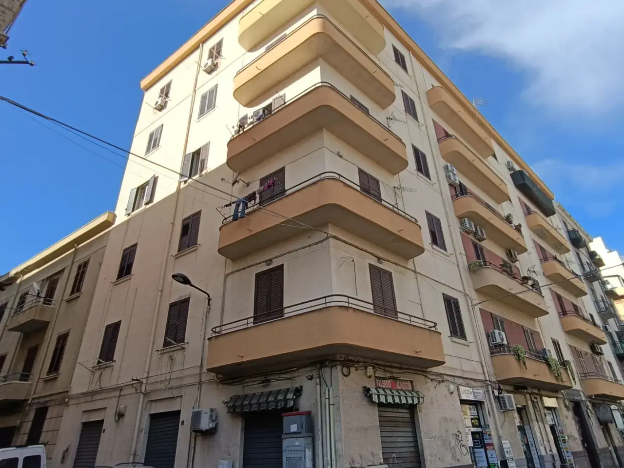 Negozio in Via Oreto 65, Palermo, {3} - Foto 1