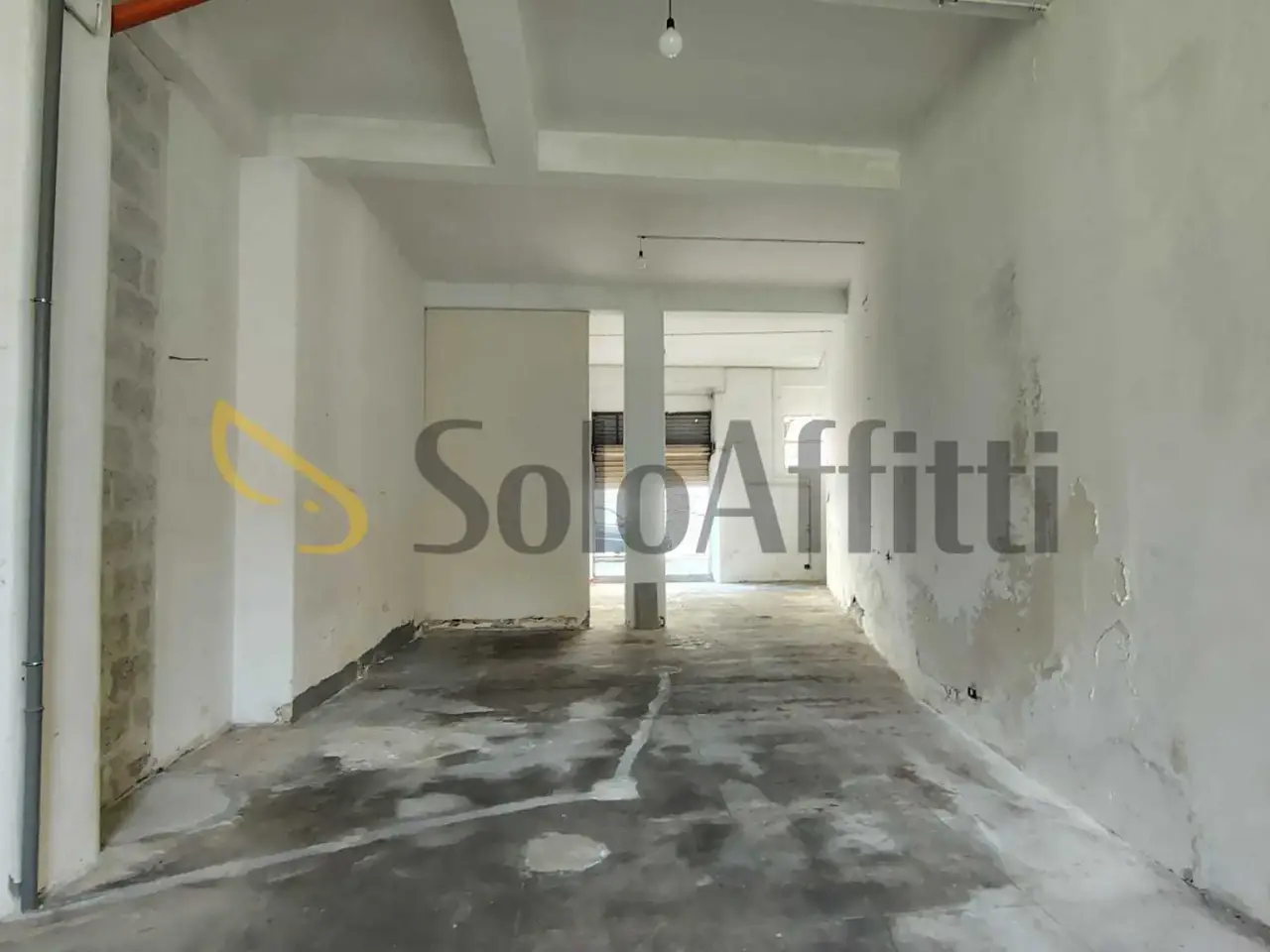 Parcheggio chiuso in Via Etnea 505, Catania, {3} - Foto 1