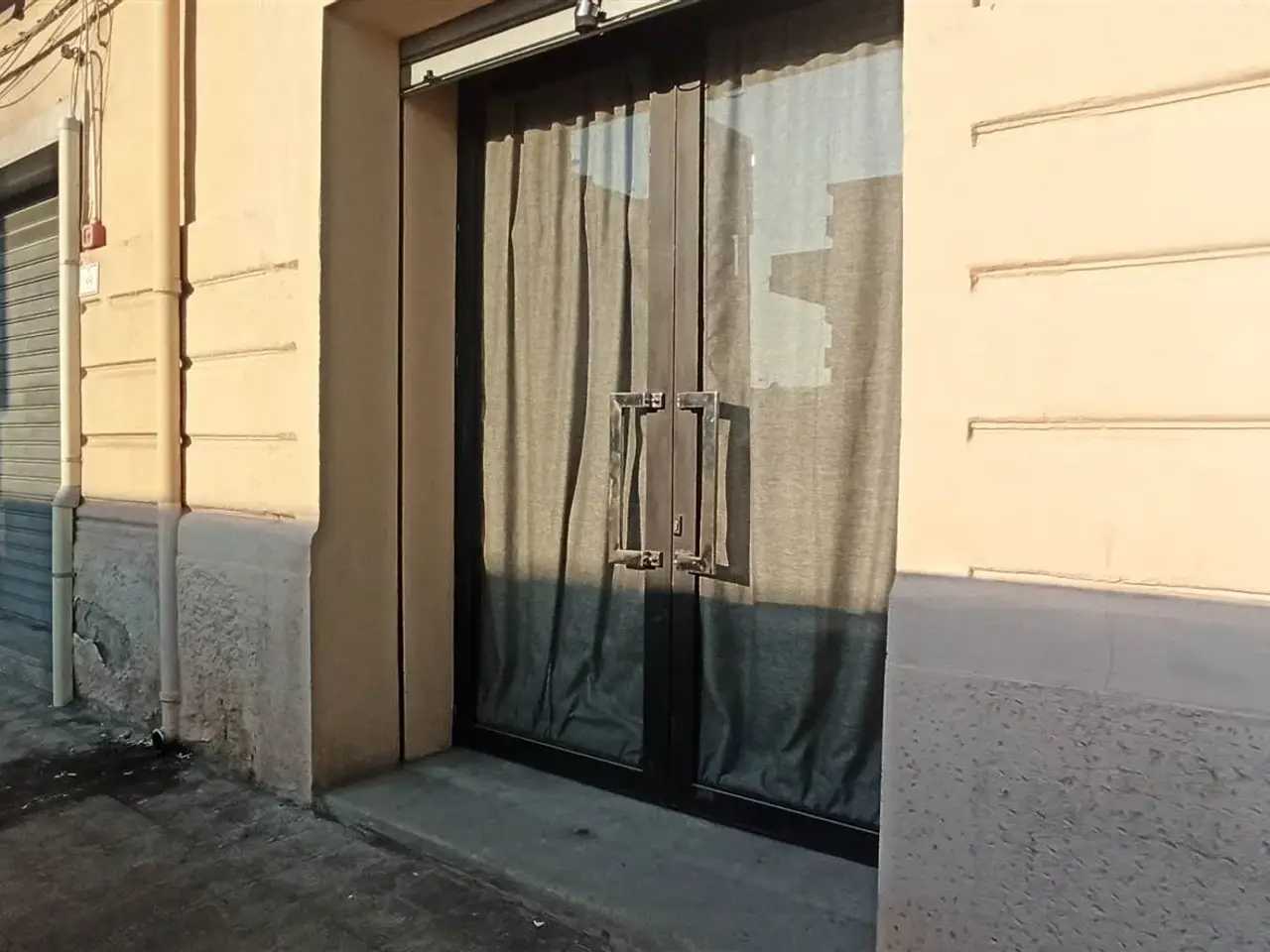 Negozio in Via Sbarre Centrali, Reggio Calabria, {3} - Foto 2