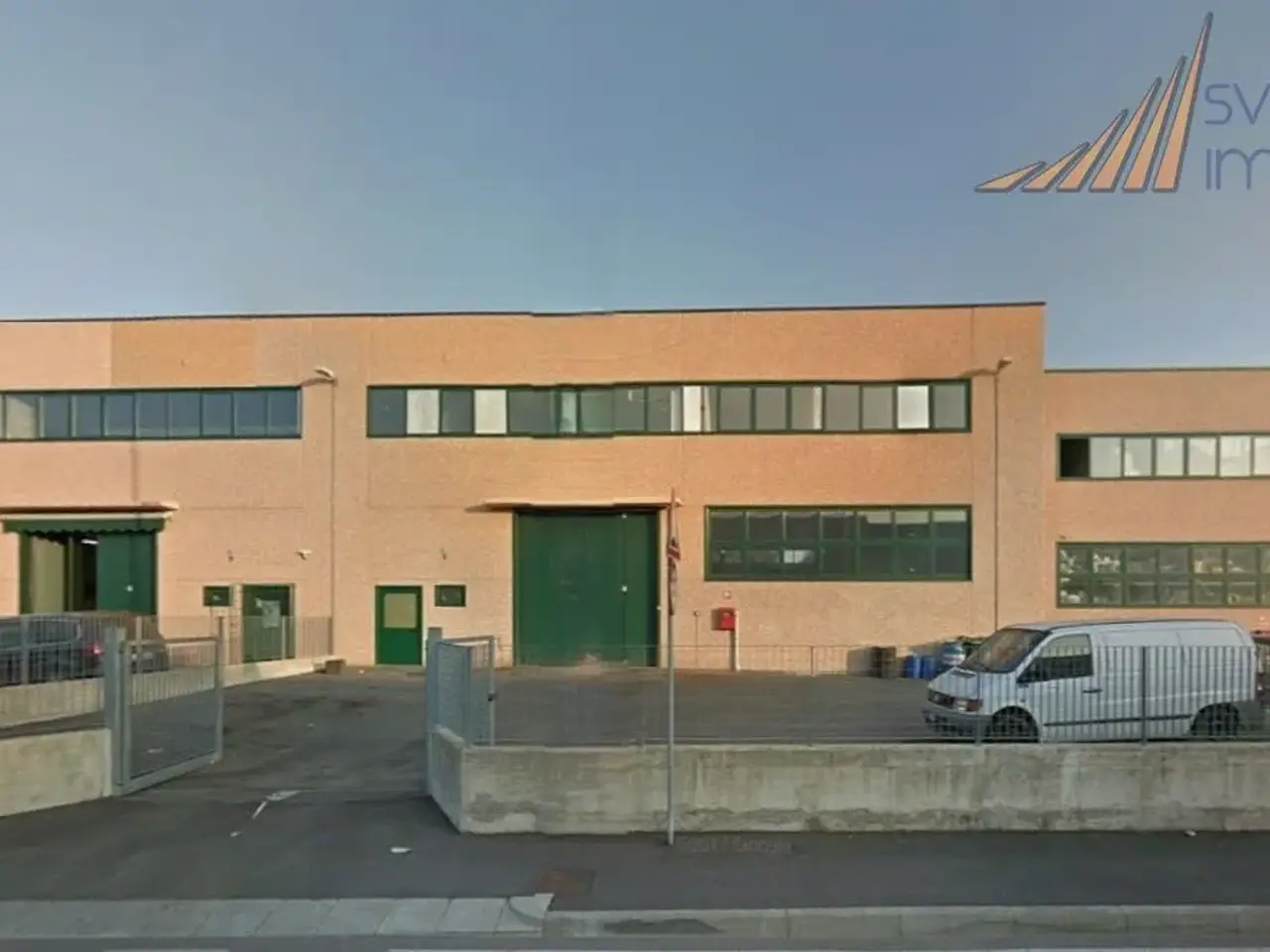 Capannone in Via I Maggio 86, Concorezzo, {3} - Foto 1
