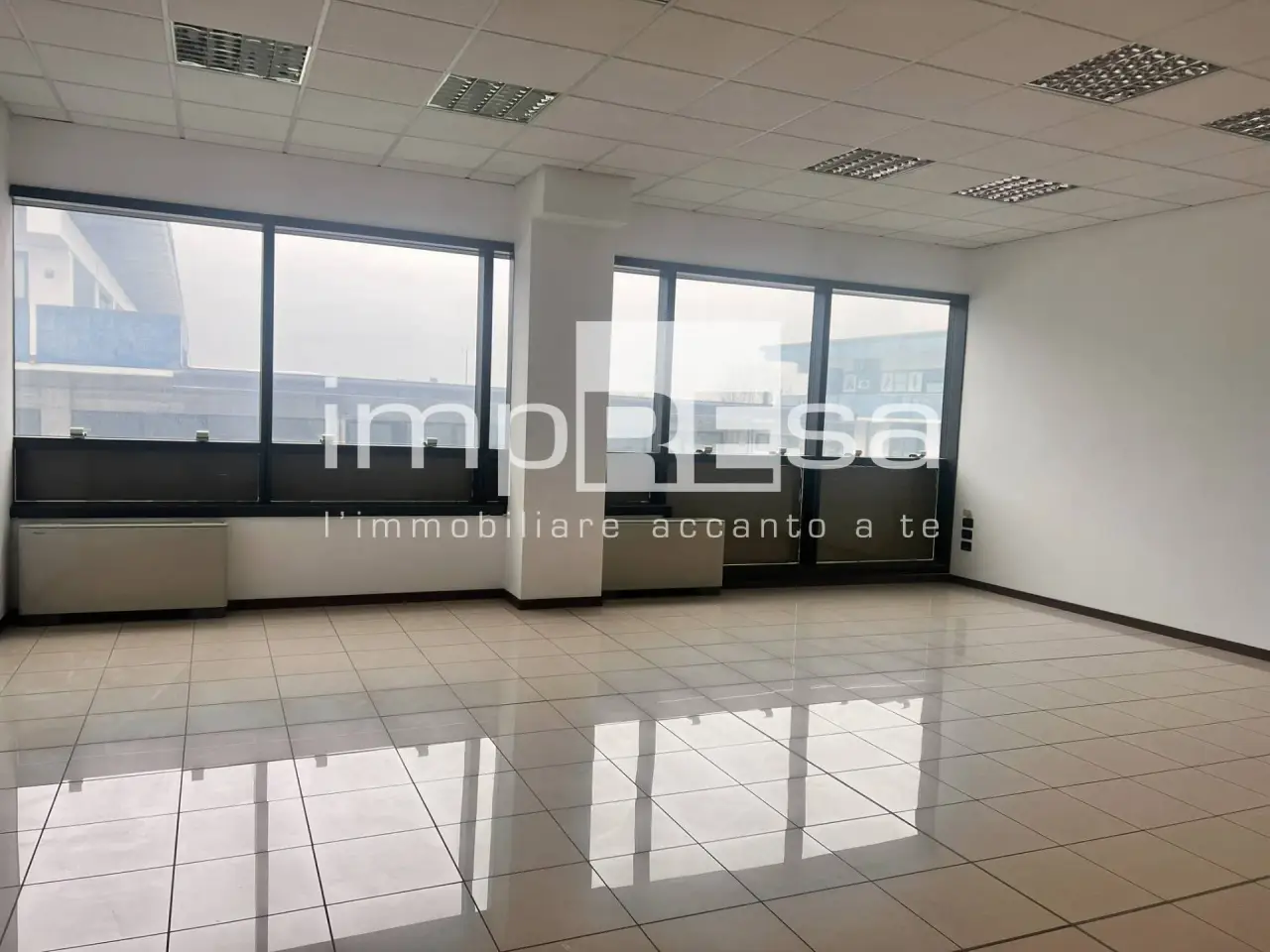 Ufficio in Via Milano, Marcon, {3} - Foto 2