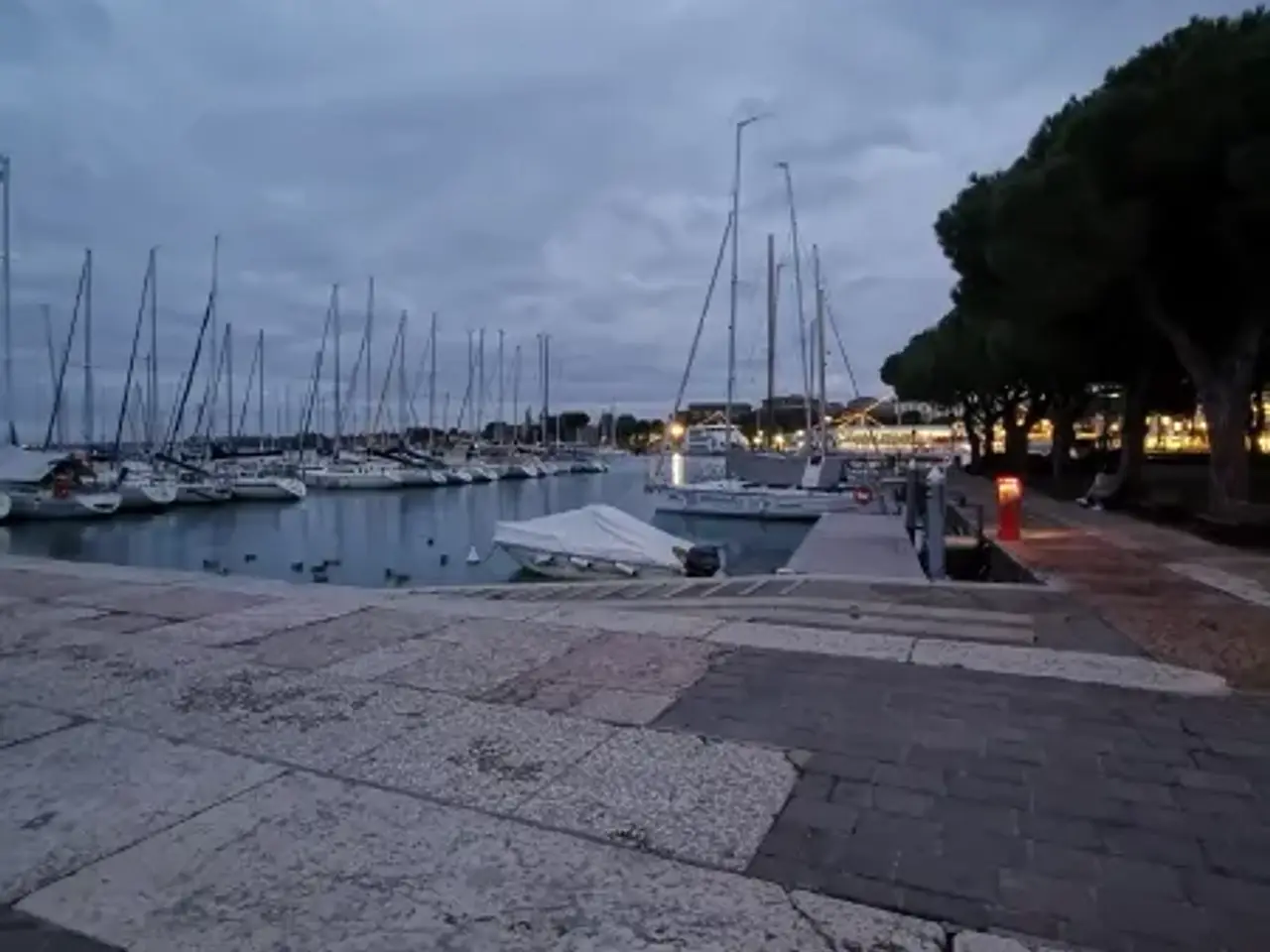 Negozio in , Desenzano Del Garda, {3} - Foto 2