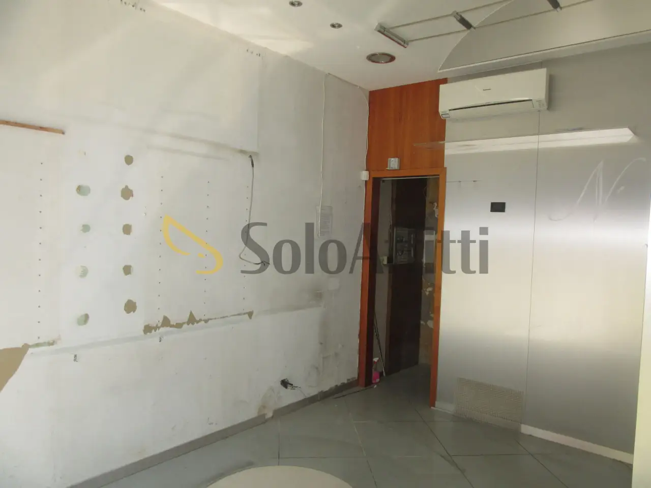 Negozio in Via Felice Cavallotti 24, Sesto Fiorentino, {3} - Foto 2
