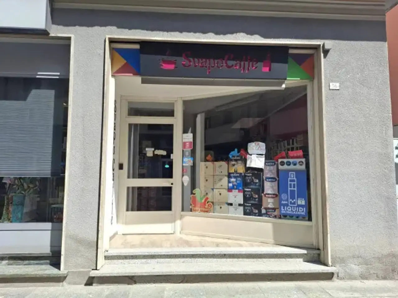 Negozio in Via Roma 56, Saint Vincent, {3} - Foto 1