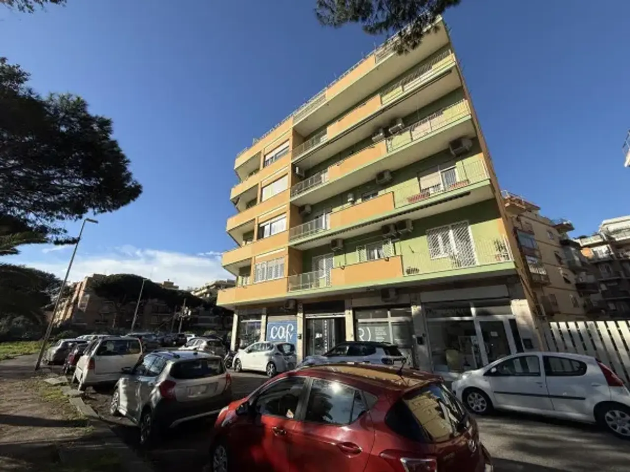 Negozio in Via Alessandro Bertolini, Roma, {3} - Foto 1