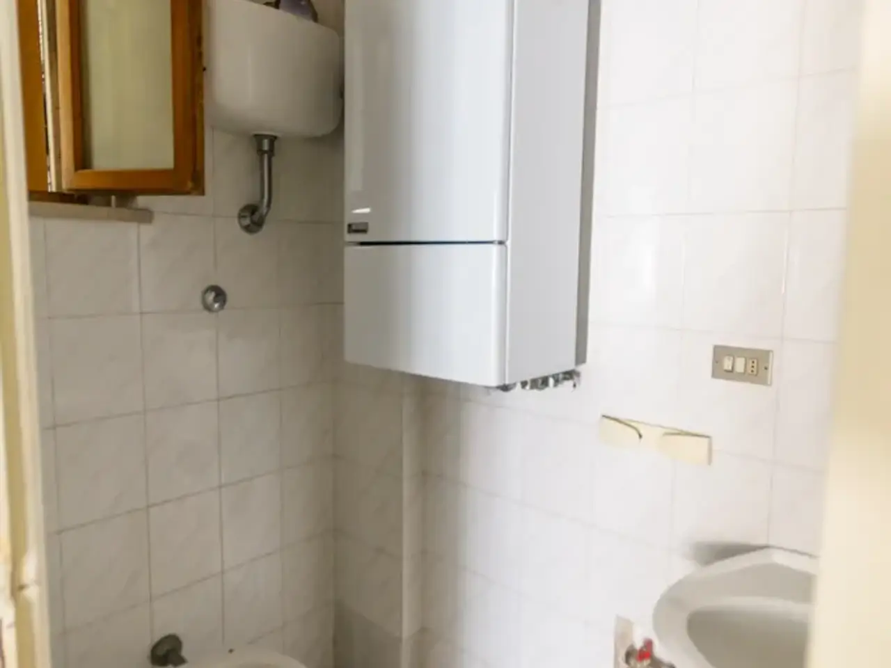 Ufficio in Via Ospedale Orsini, 47 - Manfredonia  Zona Centro Storico, Manfredonia, {3} - Foto 2